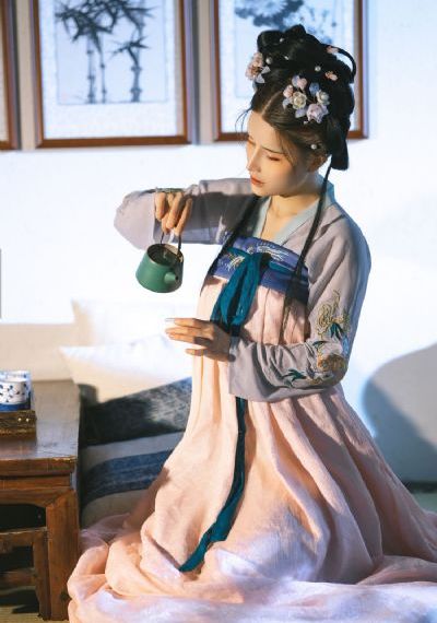 大胸老师
