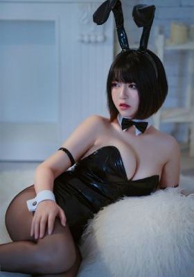 年轻的漂亮教师4韩版